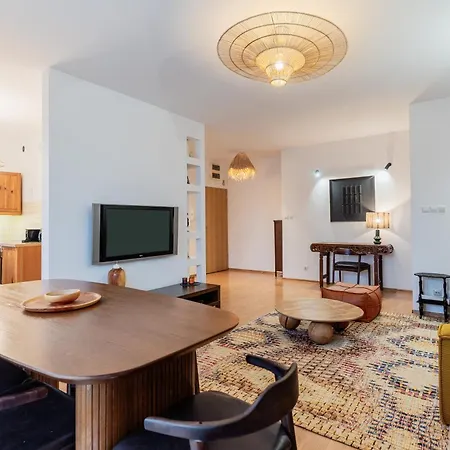 דירה Concierge Saxon *